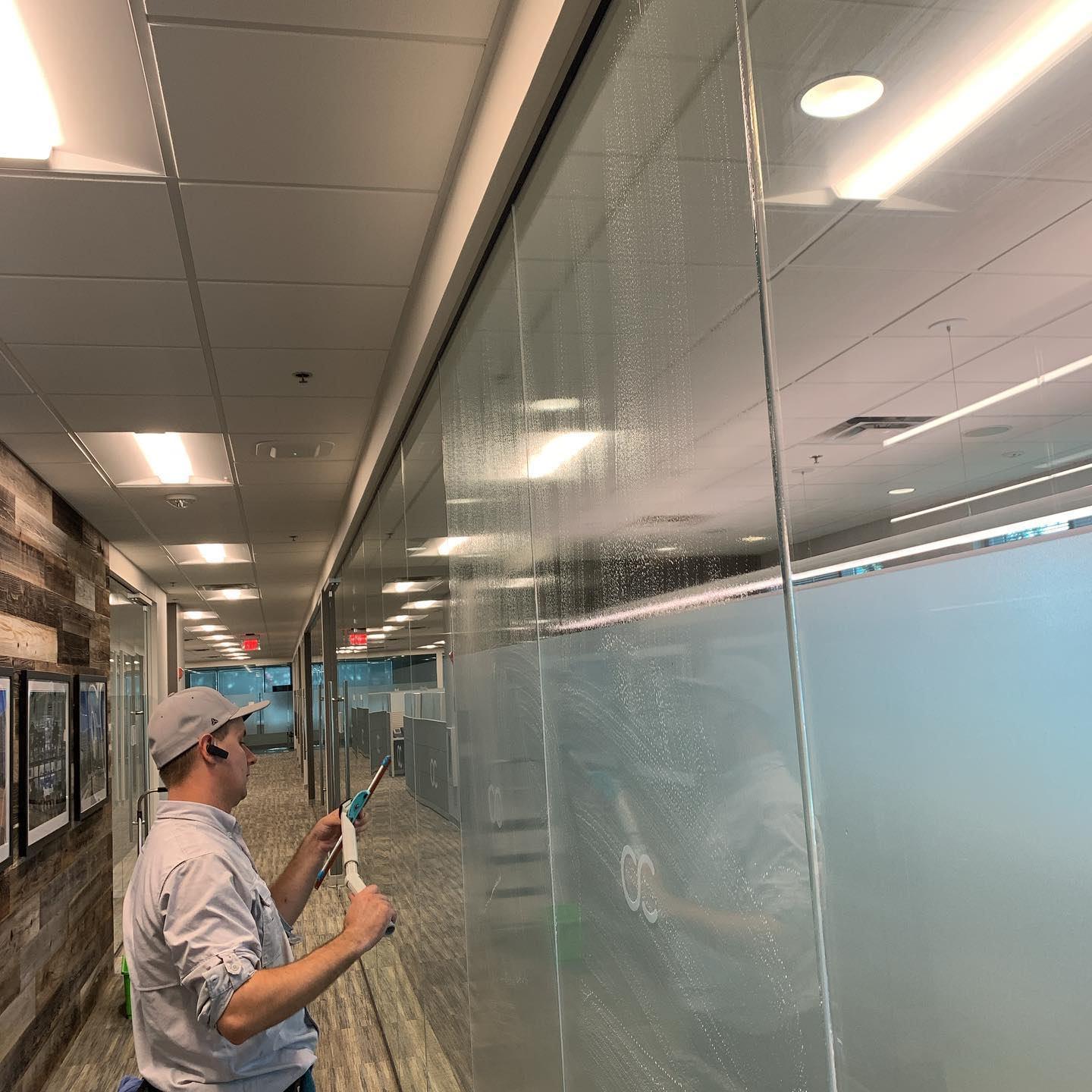 Pressure washing and window cleaning in Lake Nona, FL